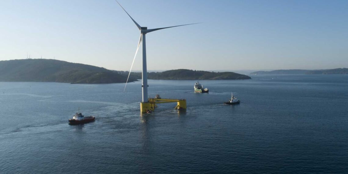 Repsol es llança a l'eòlica marina amb cinc parcs a Catalunya i Galícia 