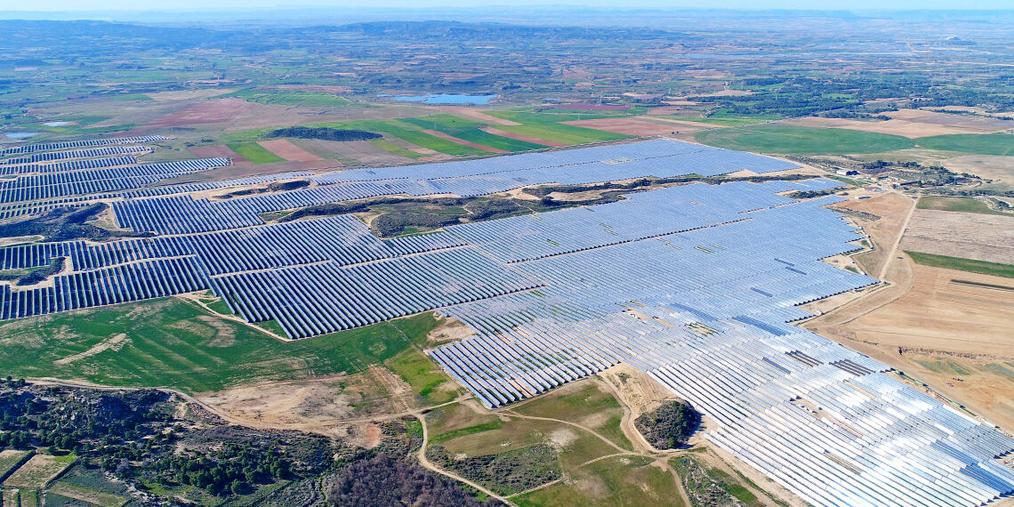Els parcs fotovoltaics ja ocupen el 0.2% de la terra agrària a Espanya