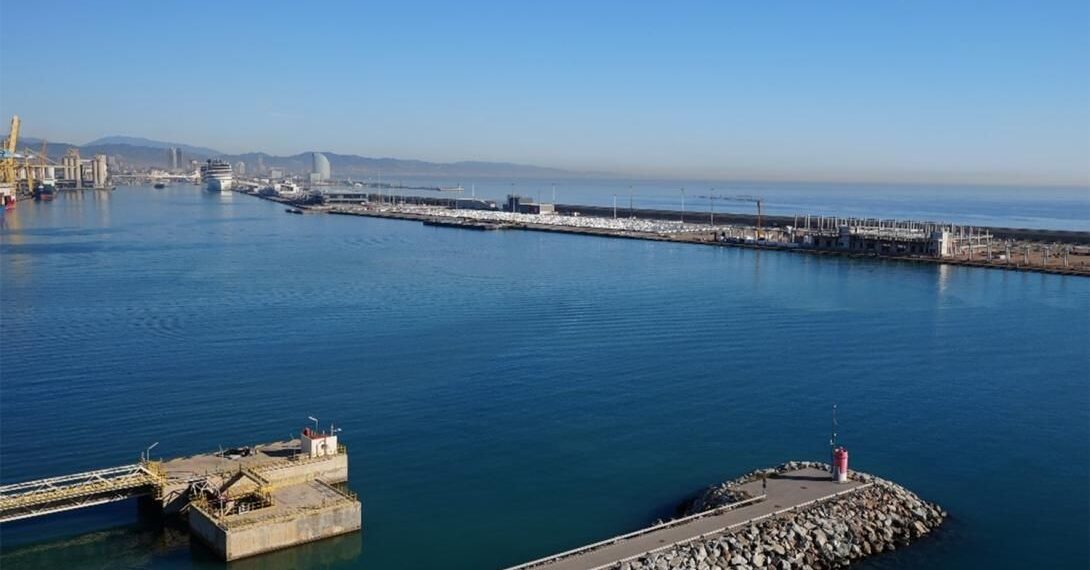 El Port de Barcelona fa un salt en l’electrificació del moll Adossat