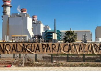 Els vaixells amb aigua de Sagunt arribarien a Catalunya a l'estiu