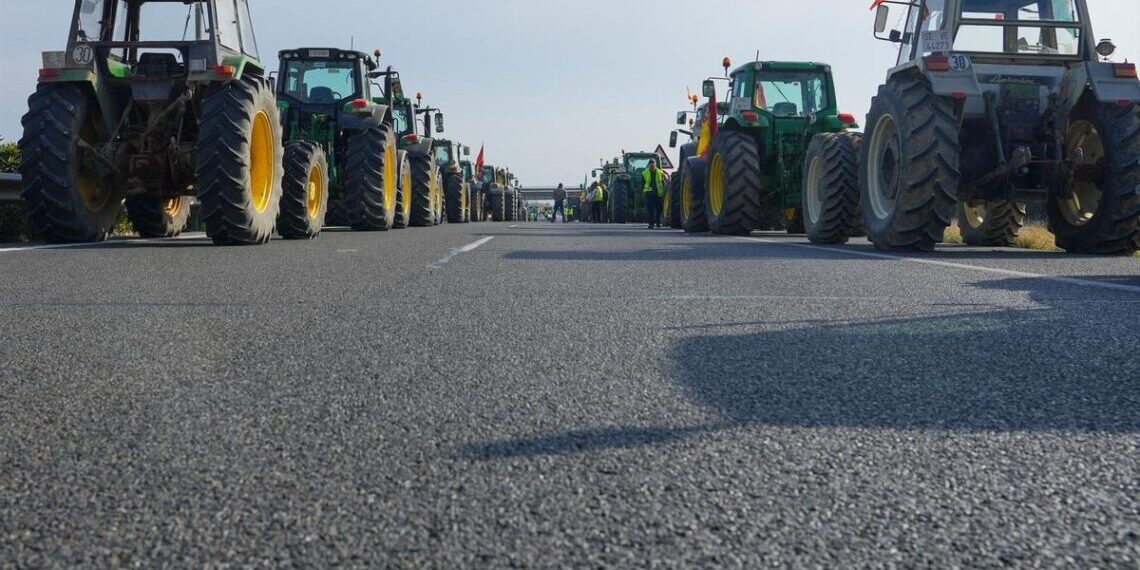La Tractorada inicia la marxa cap a la capital