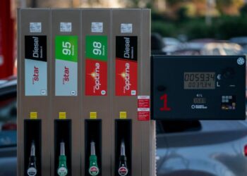 El Govern proposa augmentar l'impost al Dièsel més de 9 Cèntims