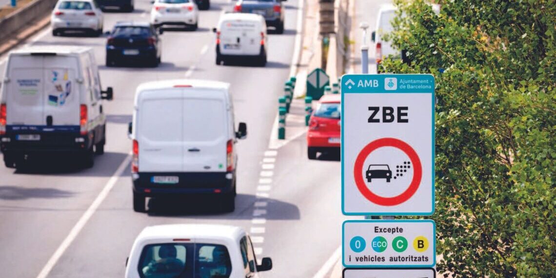 Barcelona celebra una reducció històrica de la contaminació: "La ZBE és clau"